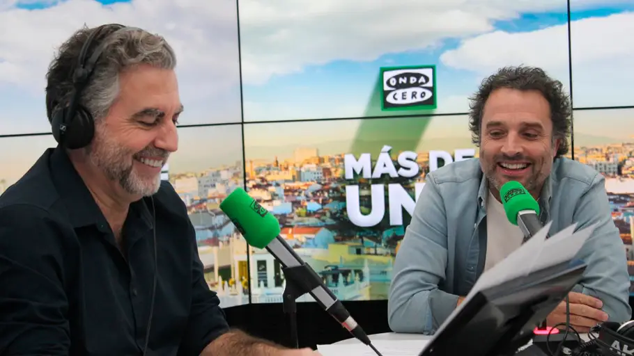 Daniel Guzmán con Carlos Alsina en Onda Cero Daniel Guzmán con Carlos Alsina en Onda Cero