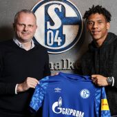 Todibo, llega cedido al Schalke. 
