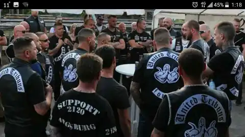 Algunos de los miembros de la banda de moteros United Tribuns Algunos de los miembros de la banda de moteros United Tribuns