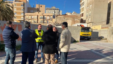 Parcela en la que se va a construir el Teatro Chap&iacute; de Crevillent.