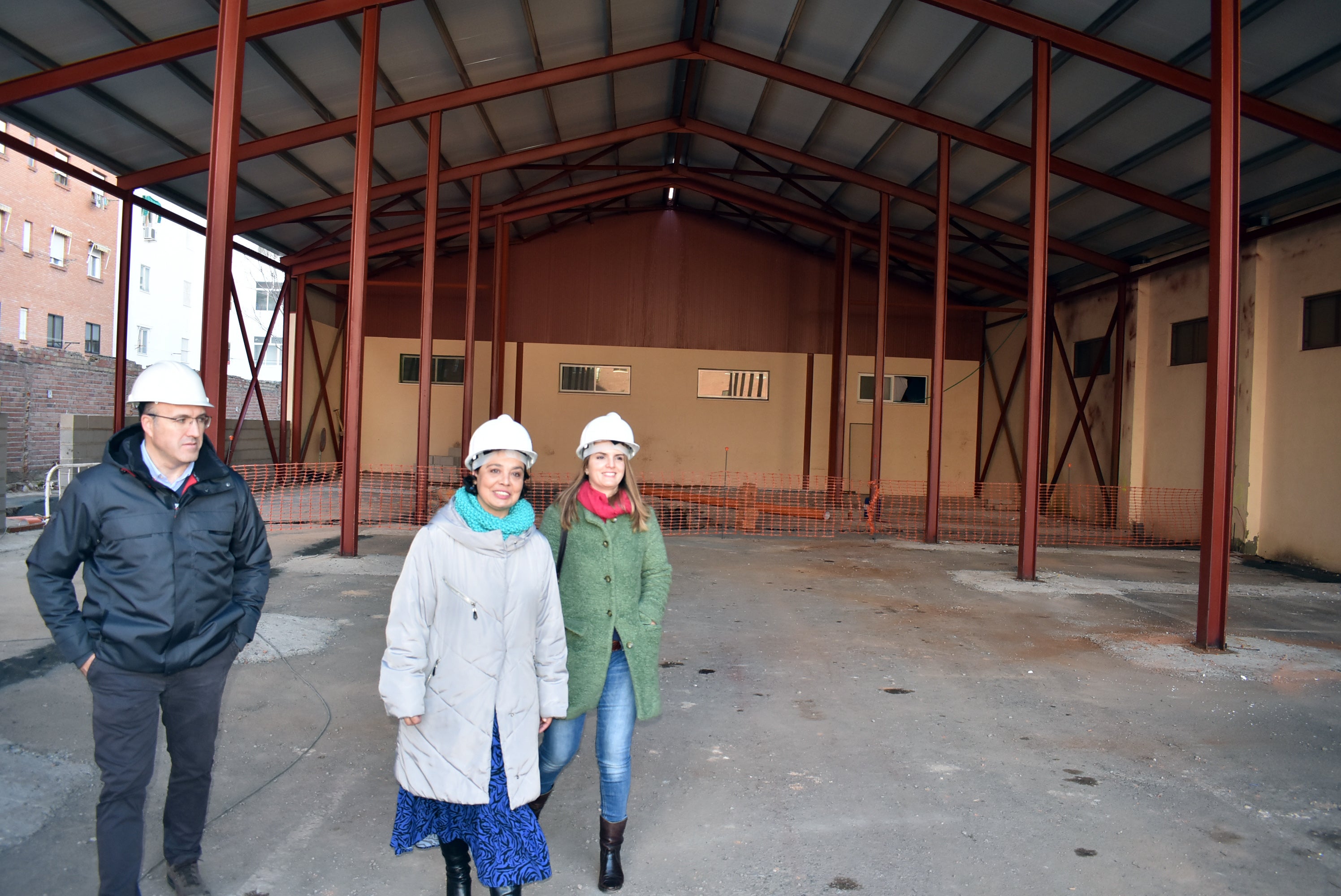 Zamora visita las obras del Guardapasos que cumplen los plazos previstos Zamora visita las obras del Guardapasos que cumplen los plazos previstos