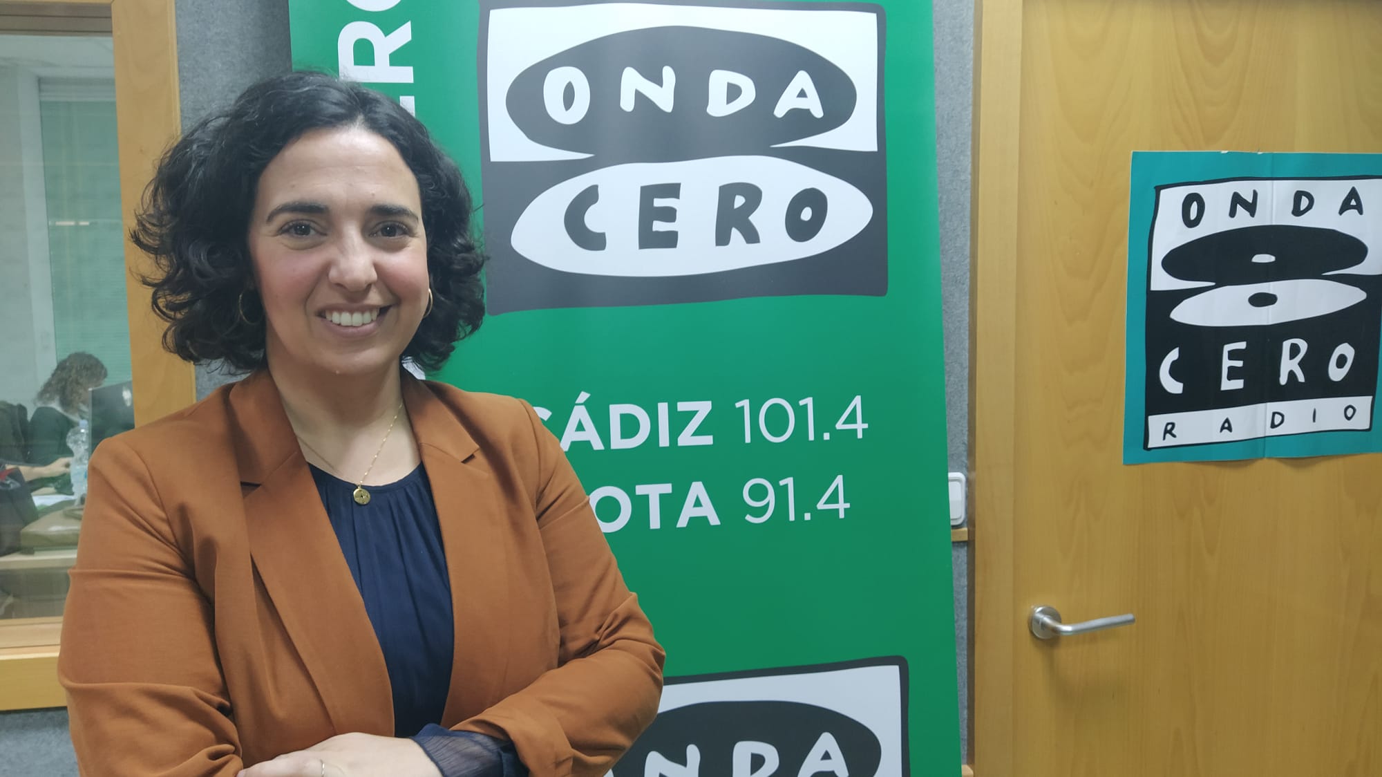 "Donde hay una mujer, hay una gran posibilidad de aprovechar otra manera cualquier campo" "Donde hay una mujer, hay una gran posibilidad de aprovechar otra manera cualquier campo"