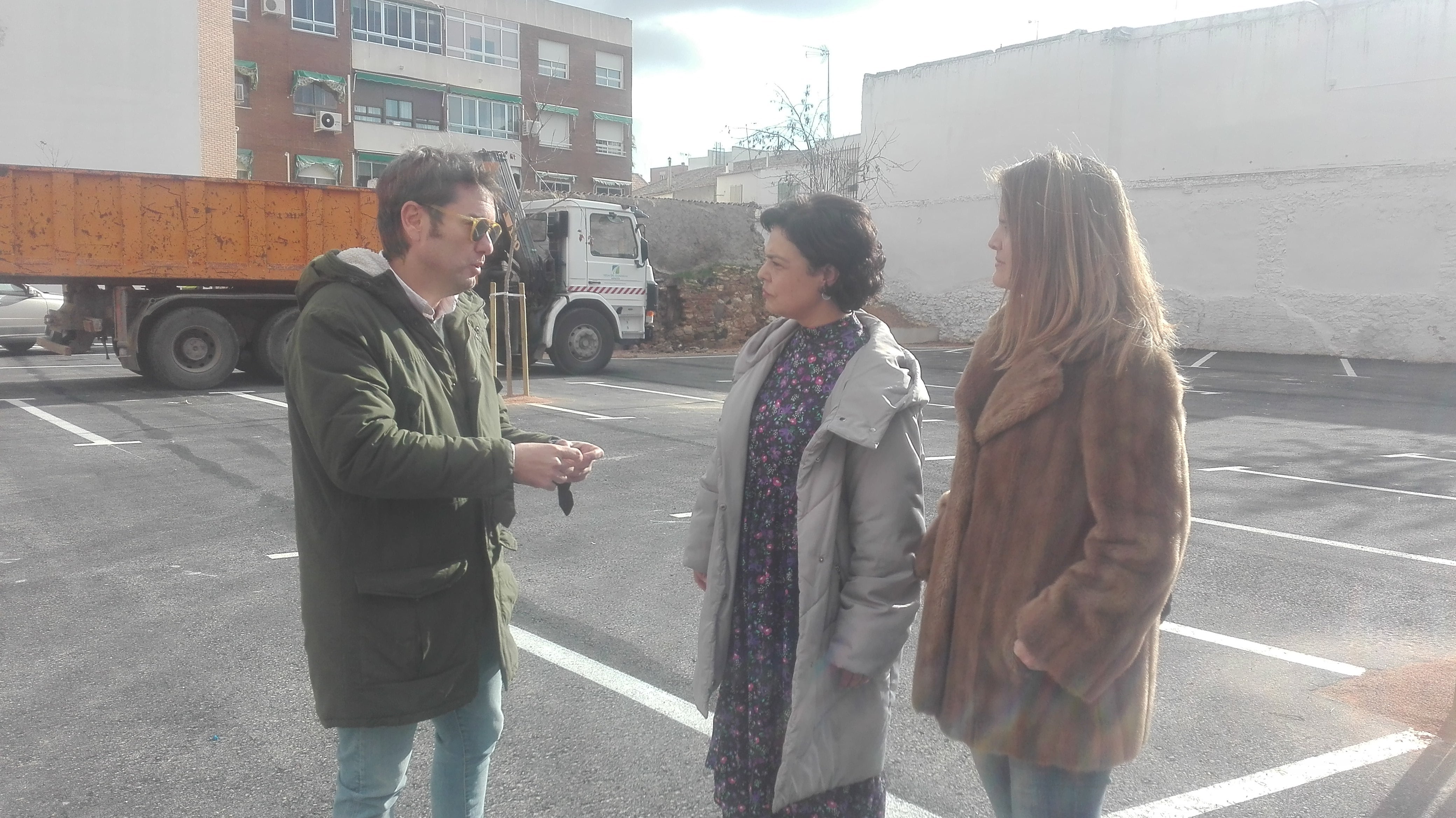 El aparcamiento disuasorio de la calle Lirio ya está abierto para los conductores El aparcamiento disuasorio de la calle Lirio ya está abierto para los conductores
