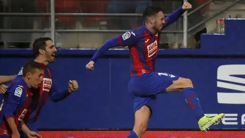 Edu Expósito, jugador del Eibar Edu Expósito, jugador del Eibar