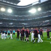El Sevilla hace pasillo al Real Madrid por la Supercopa de España