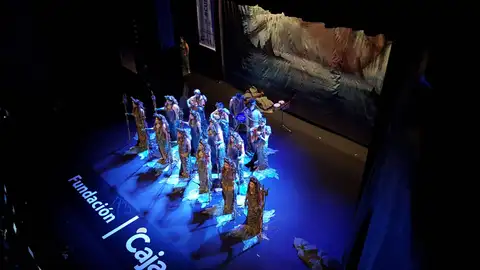 Comparsa "Las seductoras" - COAC 2020 P8 Localidad: Alcalá de Guadaira (Sevilla) Autoría Letra: Jaime Jesús Cruz Guillén y Antonio Medina Ávila Autoría Música: David Castro Fernández Dirección: Clara Isabel Rojas Trejo Representante Legal: Clara Isabel Rojas Trejo.