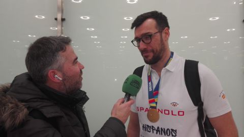 Geder&oacute;n Guardiola, jugador de balonmano, en Onda Cero