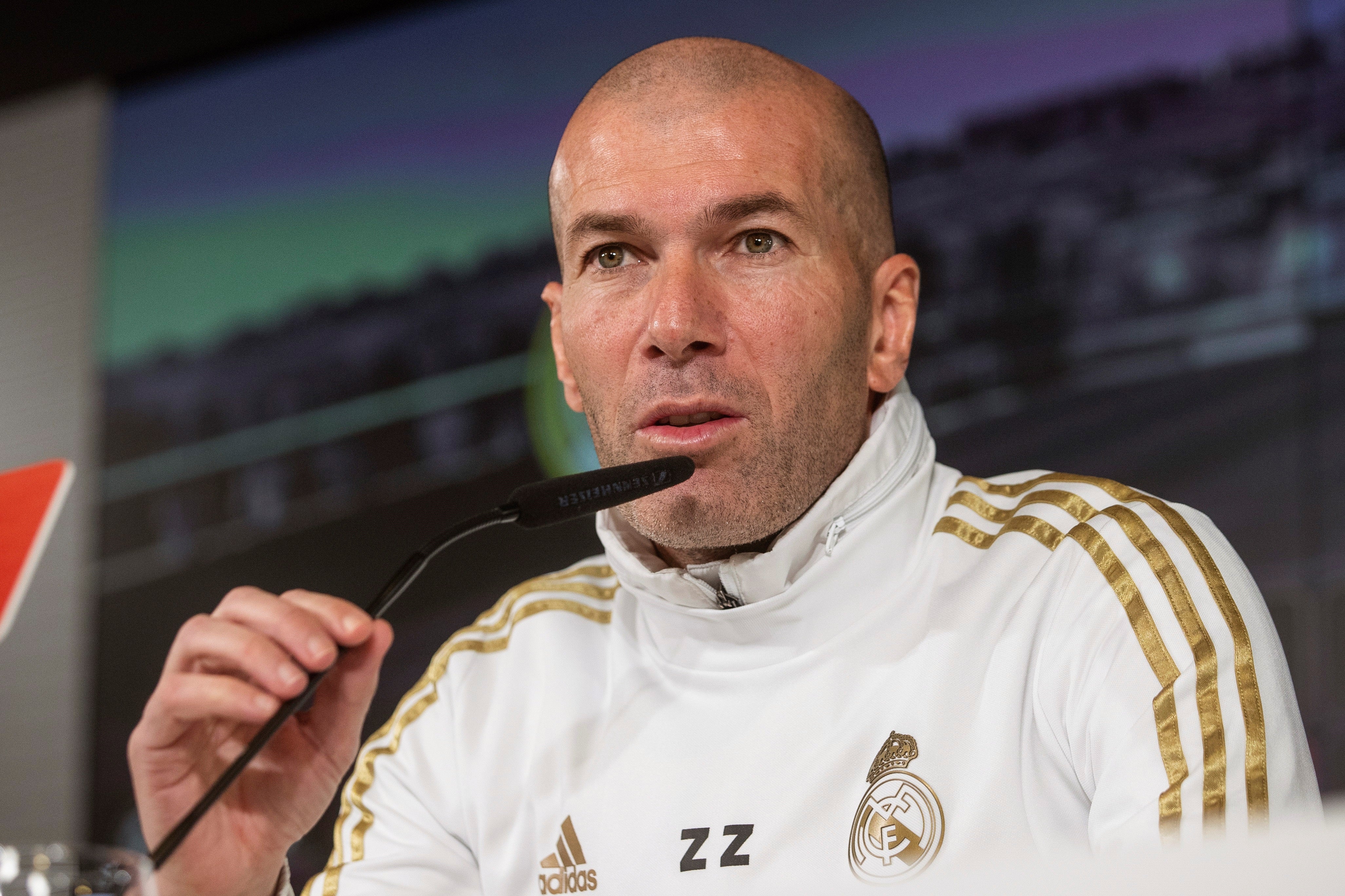 Zidane: "Si Sergio Ramos quiere ir a los Juegos, yo le apoyo" Zidane: "Si Sergio Ramos quiere ir a los Juegos, yo le apoyo"