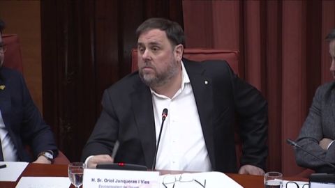 Oriol Junqueras: "Hay gente m&aacute;s honrada en la c&aacute;rcel que los poderosos que nos condenan cada d&iacute;a"