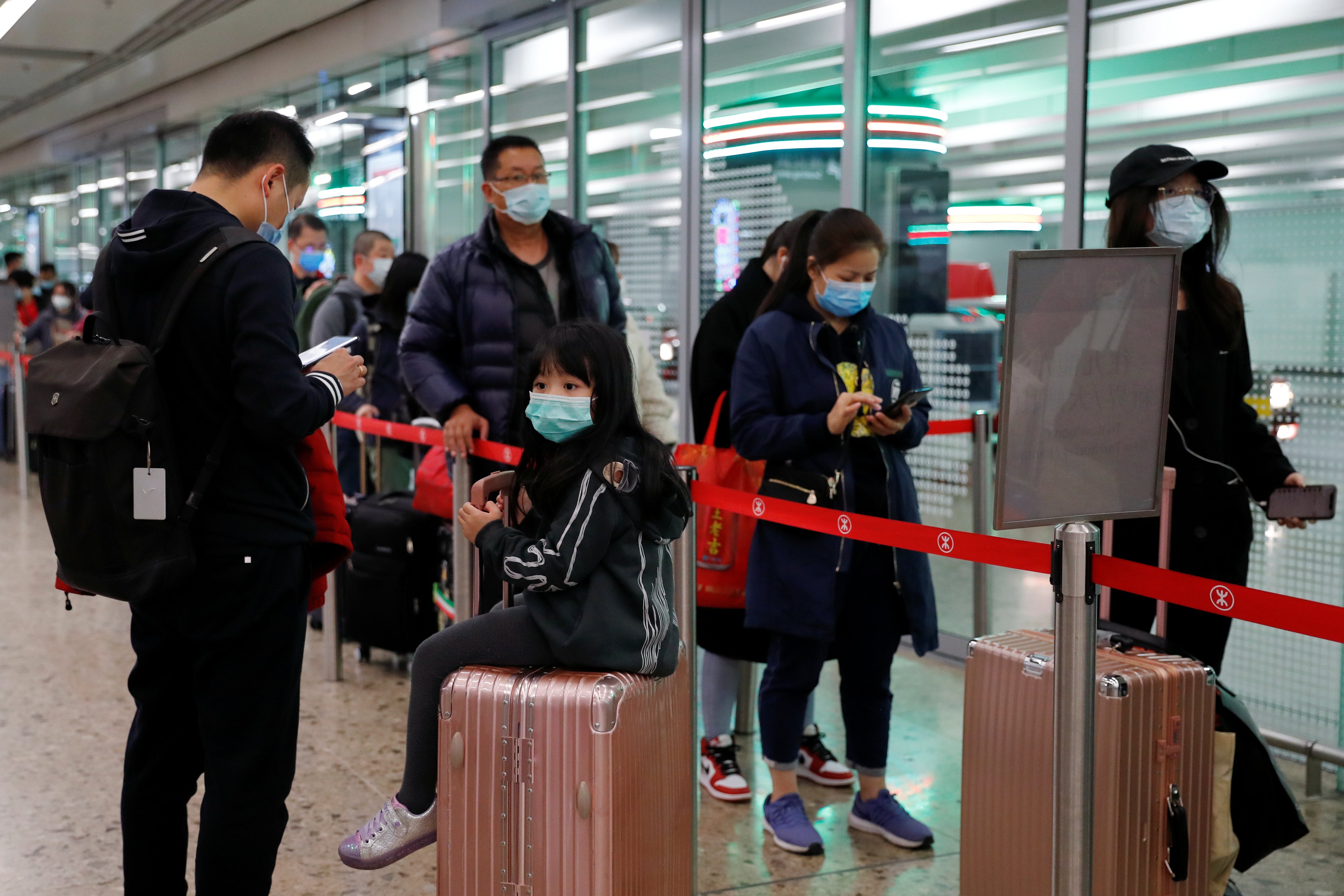 Los españoles procedentes de Wuhan permanecerán en cuarentena en el Hospital Gómez Ulla Los españoles procedentes de Wuhan permanecerán en cuarentena en el Hospital Gómez Ulla