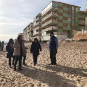 La presidenta de los populares valencianos ha recorrido el litoral de Tavernes.