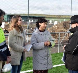 Pilar Zamor ha visitado las obras del pabellón deportivo de Las Casas Pilar Zamor ha visitado las obras del pabellón deportivo de Las Casas