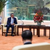 El director general de la Organización Mundial de la Salud (OMS), Tedros Adhanom Ghebreyesus, durante su reunión en Pekín con el presidente chino Xi Jinping 