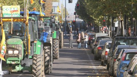 Una tractorada como protesta
