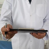 Medico. Medico.