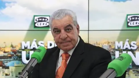 Zahi Hawass Zahi Hawass