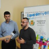 L´alcalde José Benlloch i el regidor de Serveis Socials, Àlvaro Escorihuela han visitat el centre de dia Espadenyers. 