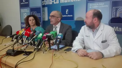 Juan Camacho durante la rueda de prensa en el Hospital de Ciudad Real Juan Camacho durante la rueda de prensa en el Hospital de Ciudad Real