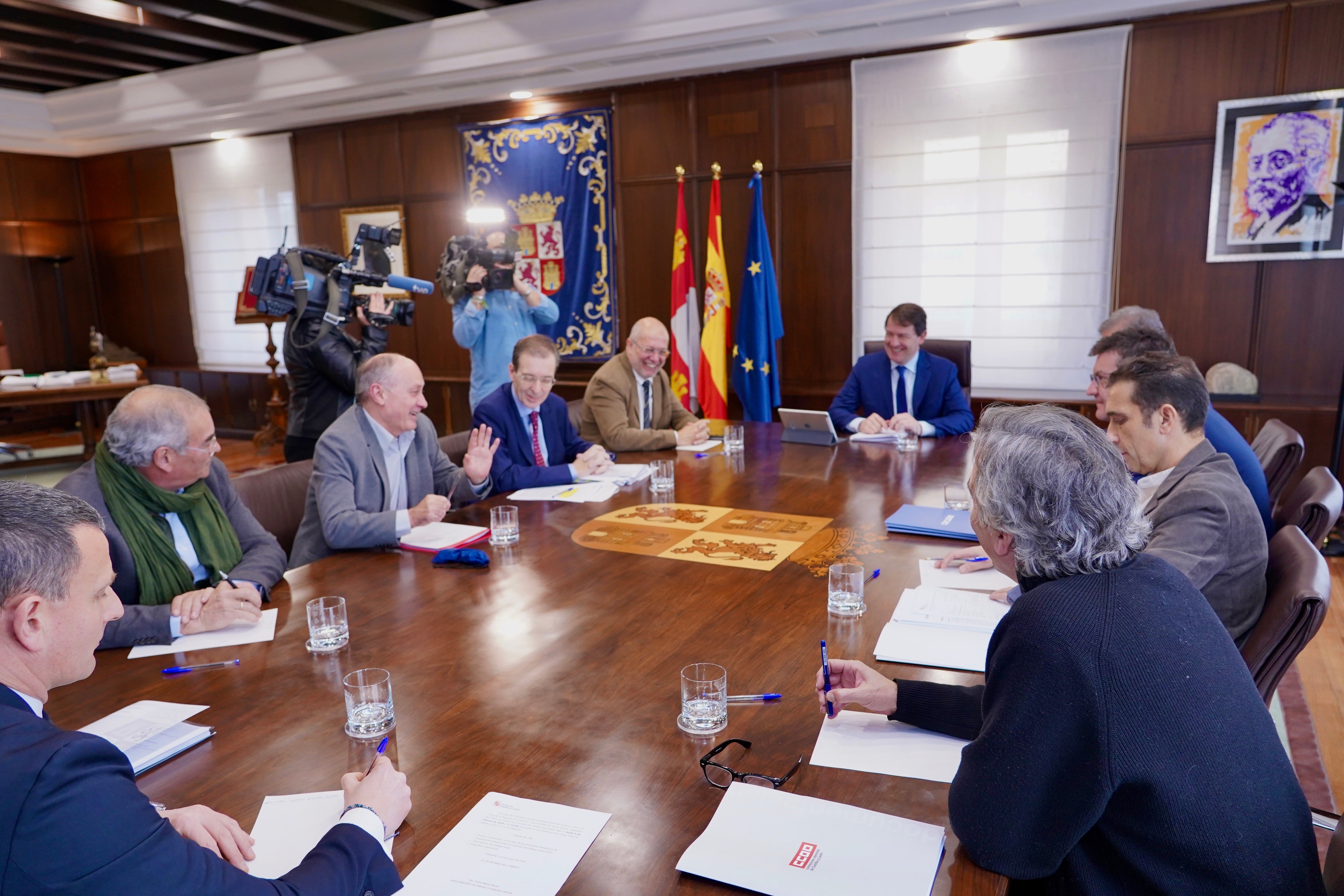 El acuerdo del Diálogo Social impulsa el empleo en el mundo rural. El acuerdo del Diálogo Social impulsa el empleo en el mundo rural.