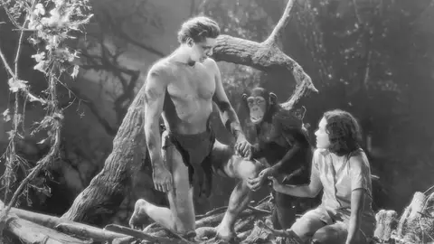 Johnny Weissmuller y Maureen O’Sullivan interpretando a Tarzán y Jane Johnny Weissmuller y Maureen O’Sullivan interpretando a Tarzán y Jane