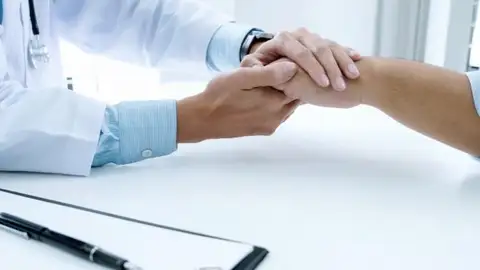 Entre el 10% y el 15% de las mujeres en edad fértil presenta síntomas de atrofia vaginal en buenas manos