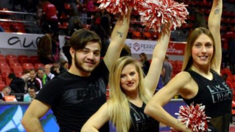 Joel, 'cheerleader' del Basket Zaragoza.