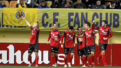Pablo Infante celebra sus goles en Villarreal. Pablo Infante celebra sus goles en Villarreal.