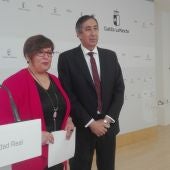 José Caro junto a la delegada de la Junta en Ciudad Real, Carmen Omedo