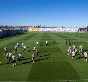Campo de entrenamiento del Real Madrid en Valdebebas. Campo de entrenamiento del Real Madrid en Valdebebas.
