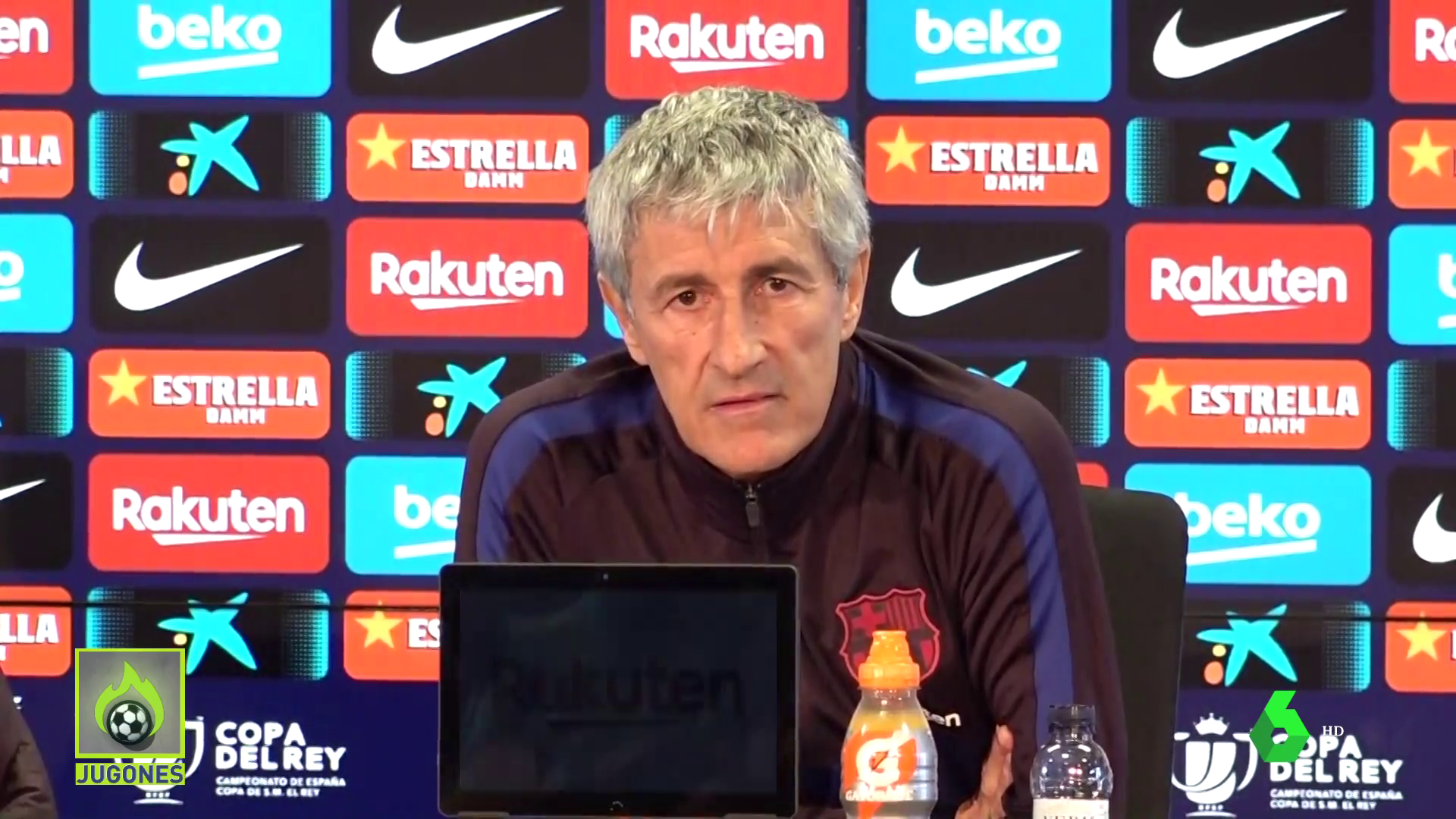 Quique Setién: "Es obvio que necesitamos que venga alguien" Quique Setién: "Es obvio que necesitamos que venga alguien"