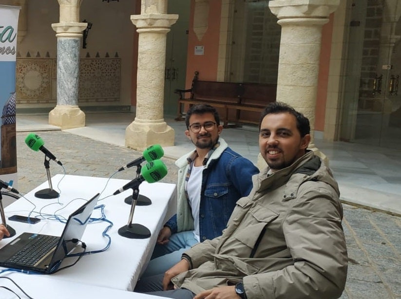 Jóvenes, con ideas y transgresores: el ejemplo de Mario Muñoz y Rafael Vera de 'la otra Cádiz' Jóvenes, con ideas y transgresores: el ejemplo de Mario Muñoz y Rafael Vera de 'la otra Cádiz'