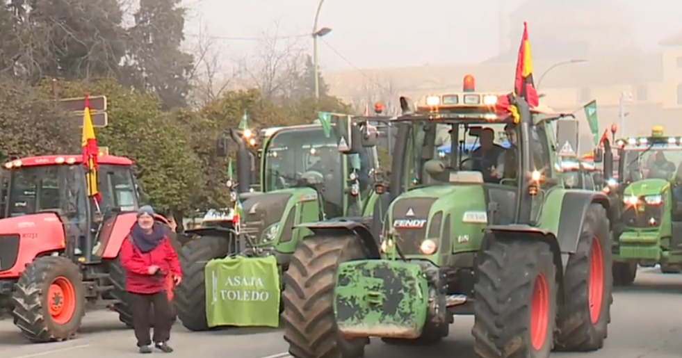 Tertulia: Las organizaciones agrarias quedan desconvocadas Tertulia: Las organizaciones agrarias quedan desconvocadas