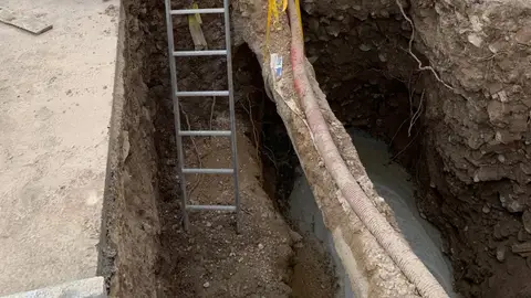 Obras en colector de aguas pluviales en Crevillent. Obras en colector de aguas pluviales en Crevillent.