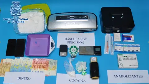 Objetos incautados por la Policía Nacional Objetos incautados por la Policía Nacional