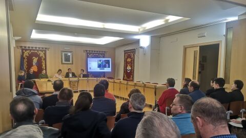Presentaci&oacute;n en el Ayuntamiento de Aspe.