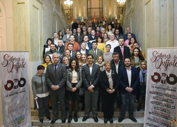 Caballero invita al "patriotismo alimentario" y poner en valor la calidad de los productos agrarios de Ciudad Real Caballero invita al "patriotismo alimentario" y poner en valor la calidad de los productos agrarios de Ciudad Real