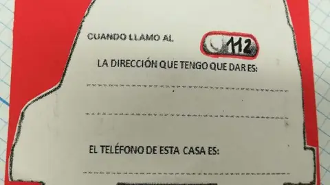 Médicos asturianos enseñan a los niños a actuar en casos de emergencia Los peques han de saber llamar al 1-1-2