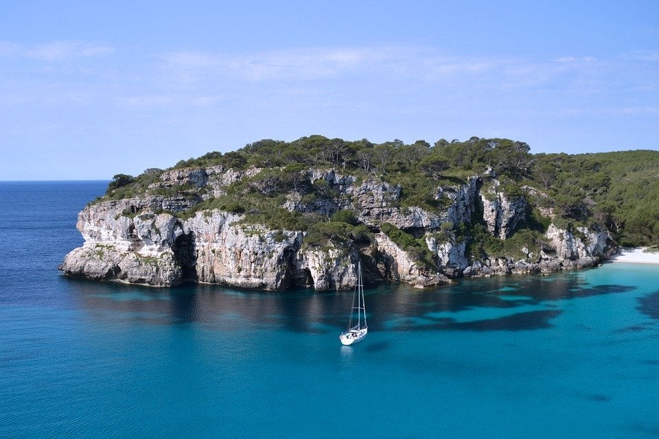 Carlos Bernús: "Los turistas extranjeros apuestan por Formentera a pesar de la cuarentena obligatoria" Carlos Bernús: "Los turistas extranjeros apuestan por Formentera a pesar de la cuarentena obligatoria"
