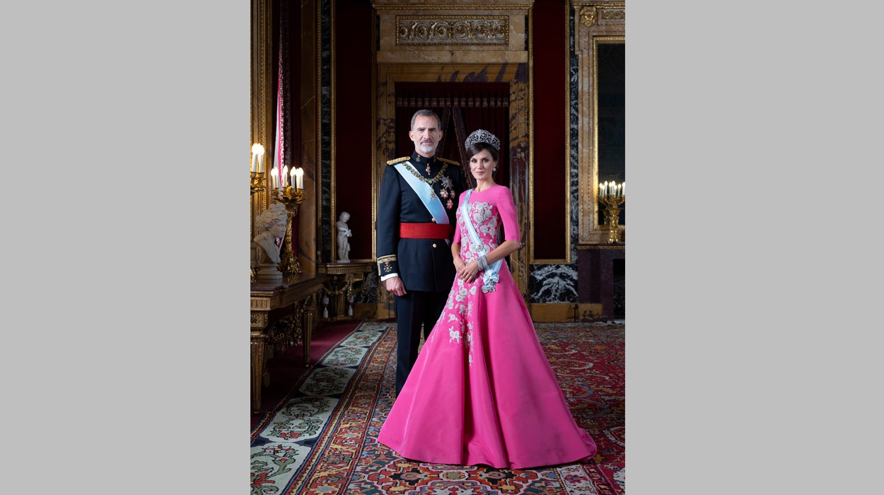 Nuevo retrato a la Monarquía Española: La fotógrafa que ha conquistado La Zarzuela Nuevo retrato a la Monarquía Española: La fotógrafa que ha conquistado La Zarzuela