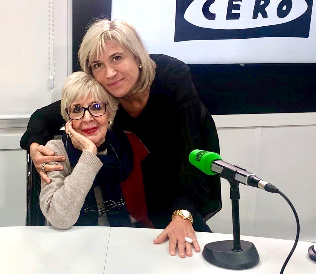 Concha Velasco: "El escenario es como el amante fiel, el que no te defrauda y te deja envejecer con dignidad" Concha Velasco: "El escenario es como el amante fiel, el que no te defrauda y te deja envejecer con dignidad"