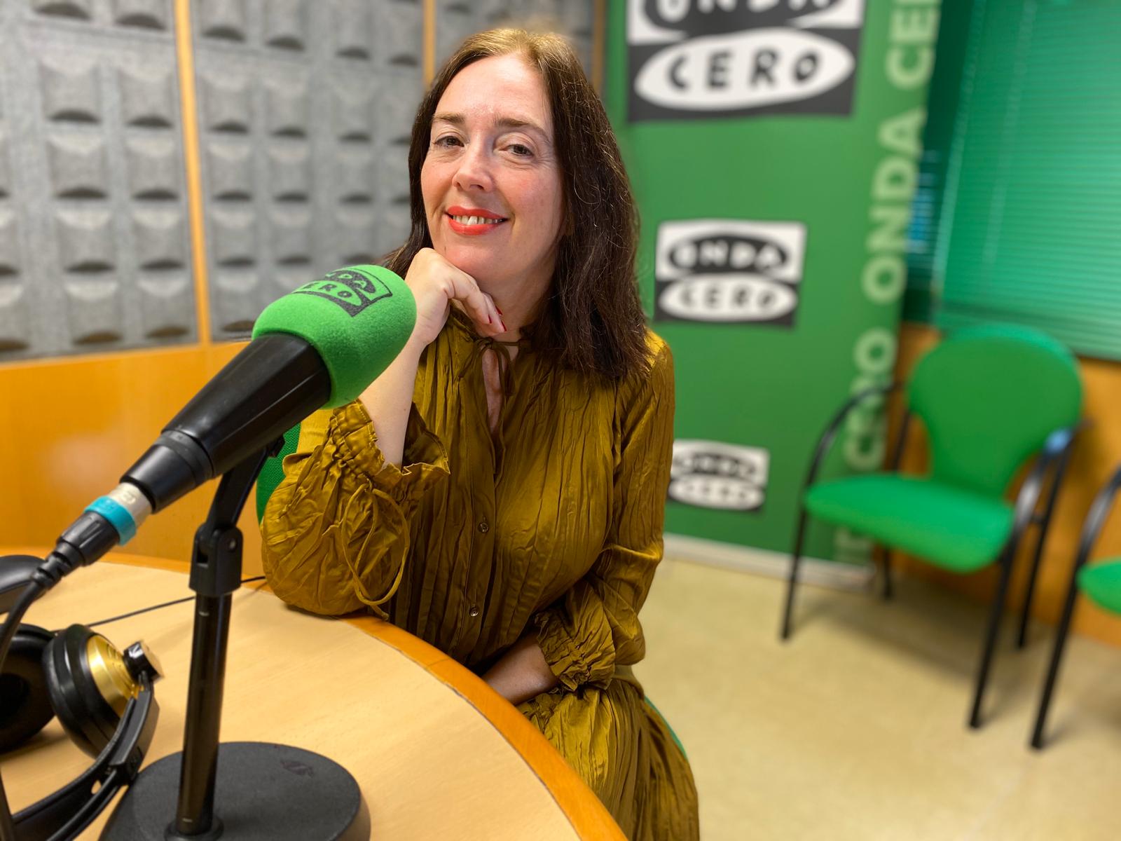 Un escaparate completo para "Miss Marte" en Cronopios Pontevedra Un escaparate completo para "Miss Marte" en Cronopios Pontevedra