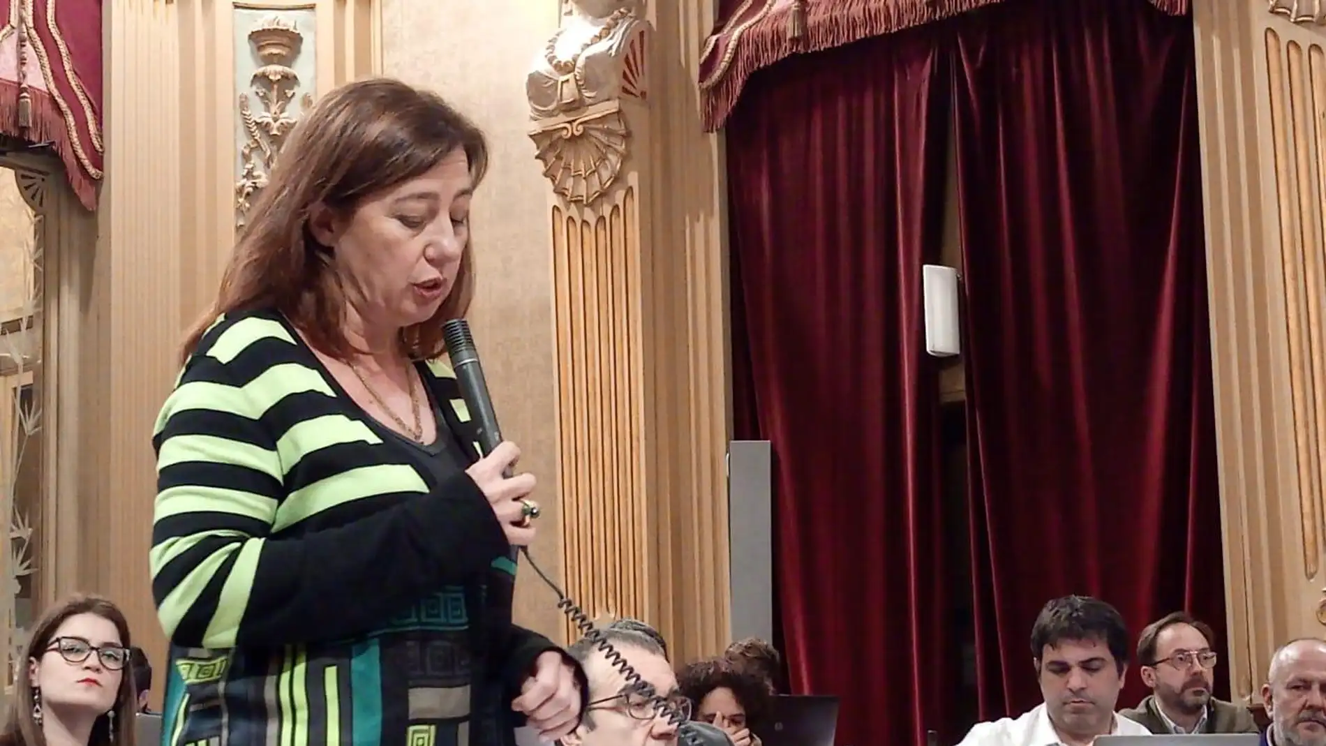 Francina Armengol, durante el Pleno del Parlament 