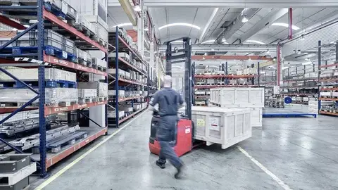 Empleados en la factoría de Schindler Empleados en la factoría de Schindler