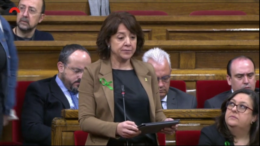 La alcaldesa de Vic se disculpa tras pedir que no se hable castellano a "quien no parece catalán" La alcaldesa de Vic se disculpa tras pedir que no se hable castellano a "quien no parece catalán"