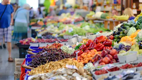 Frutas y verduras de un mercado Frutas y verduras de un mercado