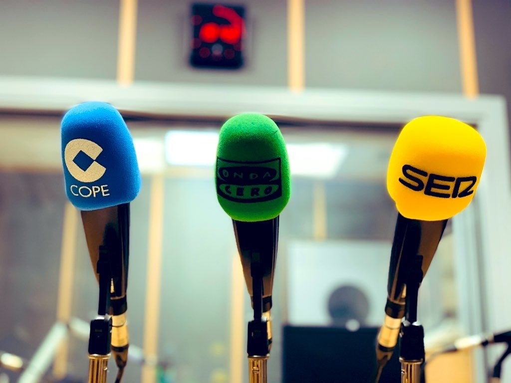 LAS EMISORAS SER, COPE Y ONDA CERO DE GRANADA EMITEN SIMULTANEAMENTE EN EL DÍA DE LA RADIO LAS EMISORAS SER, COPE Y ONDA CERO DE GRANADA EMITEN SIMULTANEAMENTE EN EL DÍA DE LA RADIO