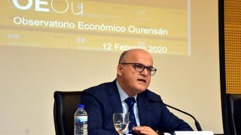 Manuel Baltar, na presentaci&oacute;n do informe do Observatorio Econ&oacute;mico Ourens&aacute;n