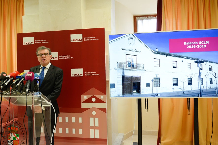 Collado no desvela aún si se presentará a la reelección en las elecciones a rector de la UCLM Collado no desvela aún si se presentará a la reelección en las elecciones a rector de la UCLM