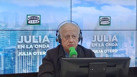 Juan Echanove en Julia en la onda