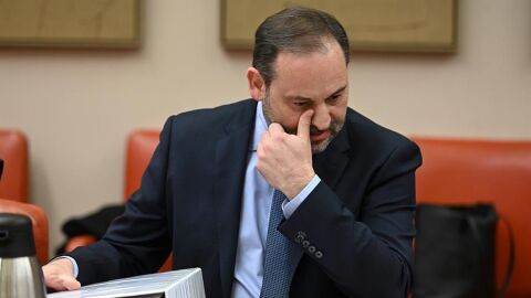 Jos&eacute; Luis &Aacute;balos, en una comisi&oacute;n del Congreso